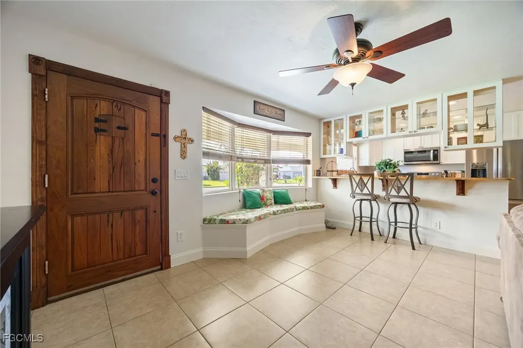 5128 York Court Cape Coral FL 33904