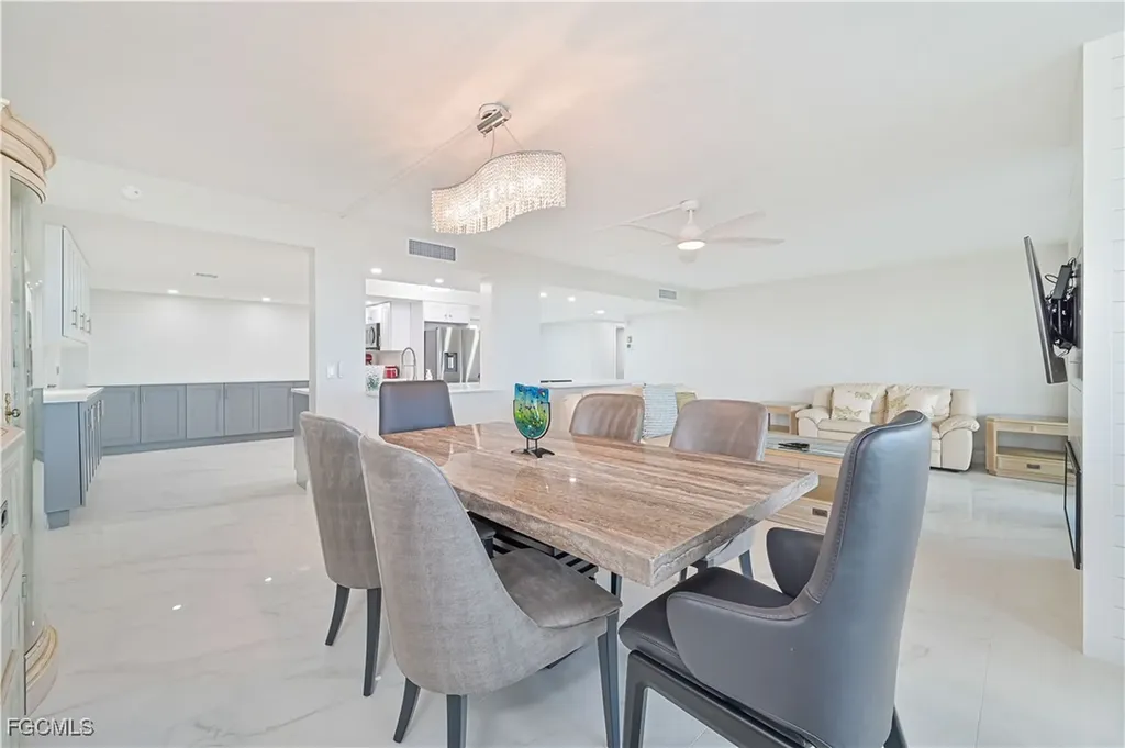15 Bluebill Avenue Naples FL 34108