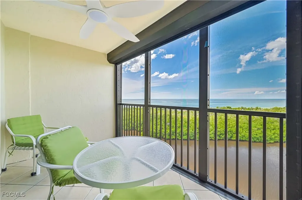 15 Bluebill Avenue Naples FL 34108