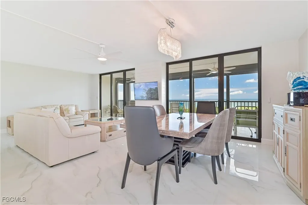 15 Bluebill Avenue Naples FL 34108