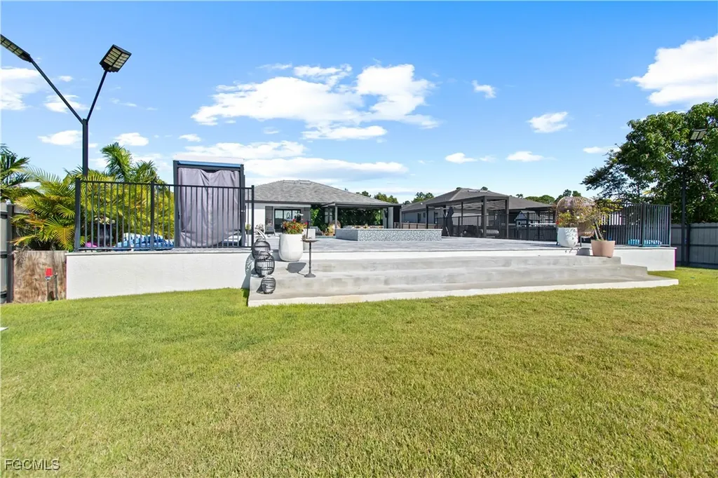 2919 8th Street W Lehigh Acres FL 33971