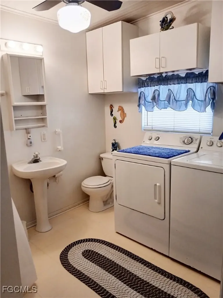 18 Fountain View Boulevard North Fort Myers FL 33903