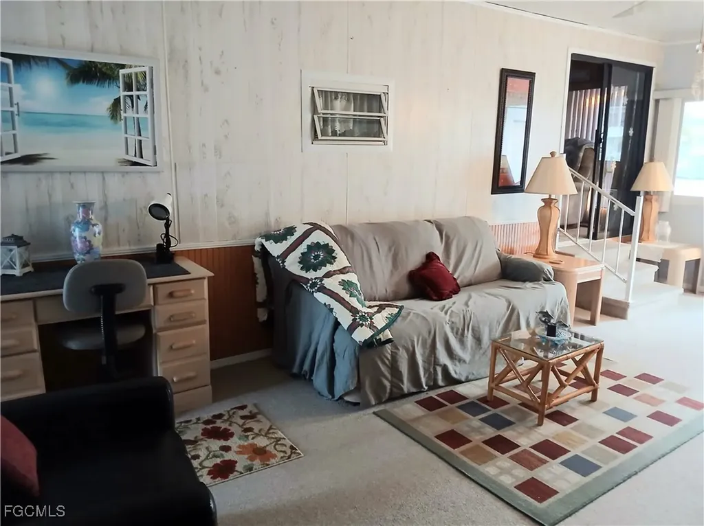 18 Fountain View Boulevard North Fort Myers FL 33903