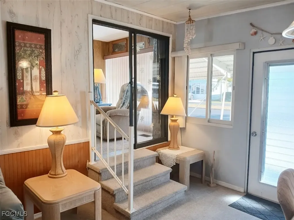 18 Fountain View Boulevard North Fort Myers FL 33903