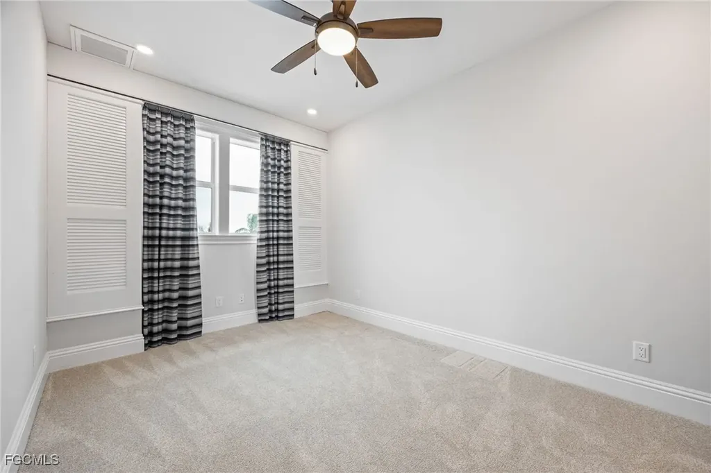 6521 Jacobs Drive Fort Myers FL 33908