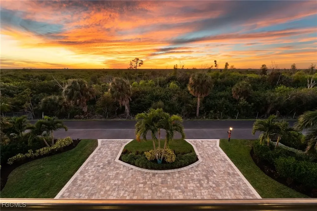 6521 Jacobs Drive Fort Myers FL 33908