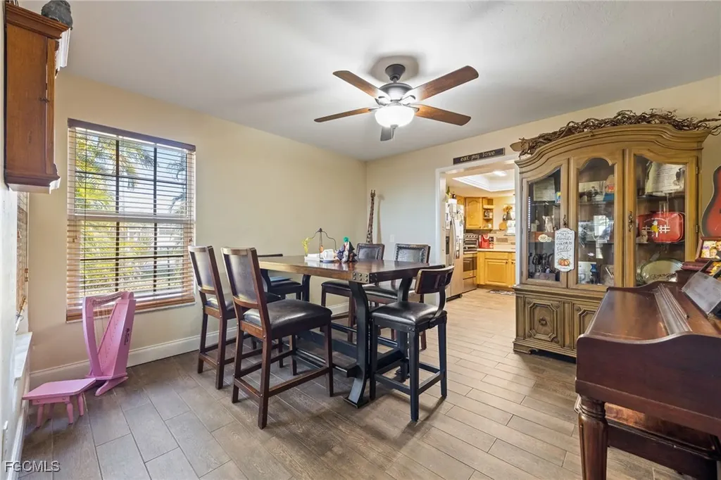 3001 SW 2nd Court Cape Coral FL 33914