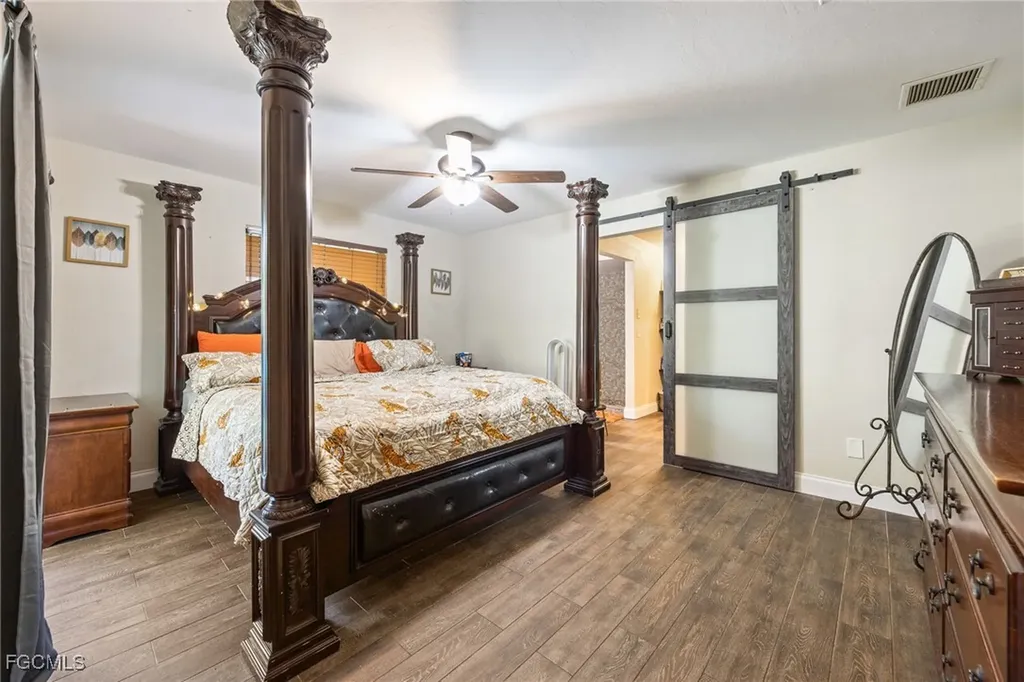 3001 SW 2nd Court Cape Coral FL 33914
