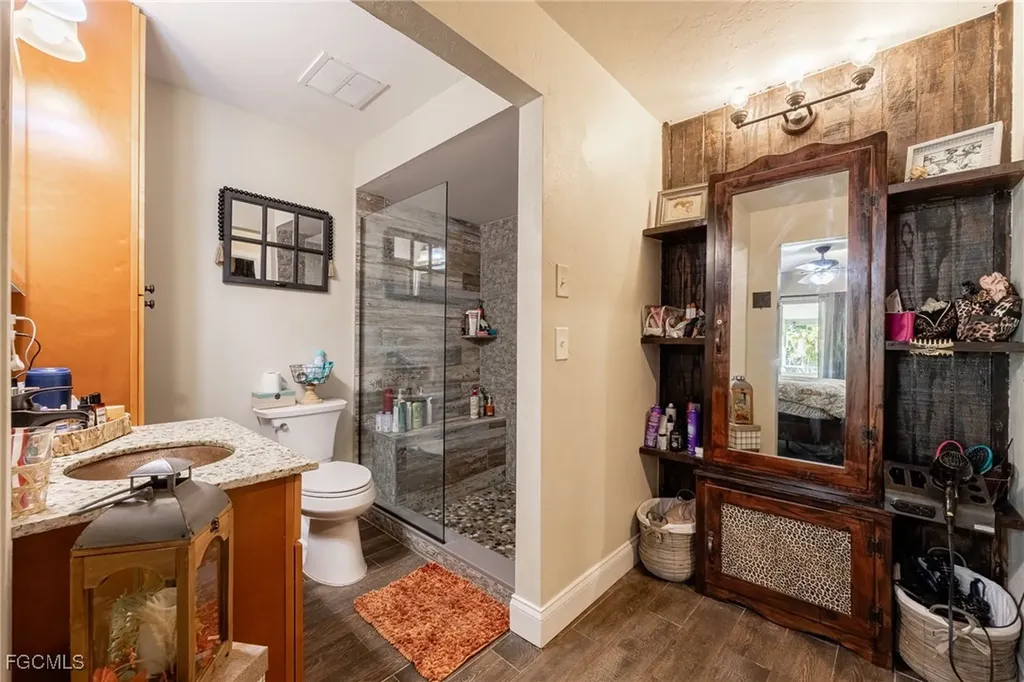 3001 SW 2nd Court Cape Coral FL 33914