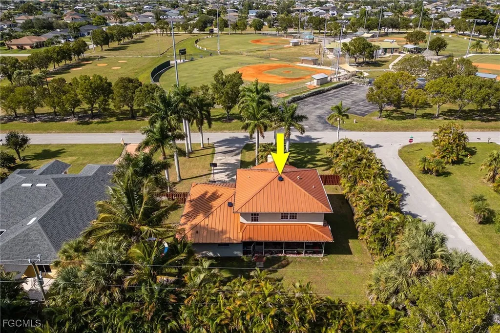 3001 SW 2nd Court Cape Coral FL 33914