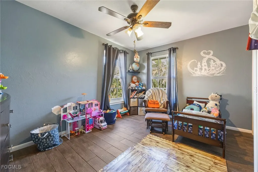 3001 SW 2nd Court Cape Coral FL 33914
