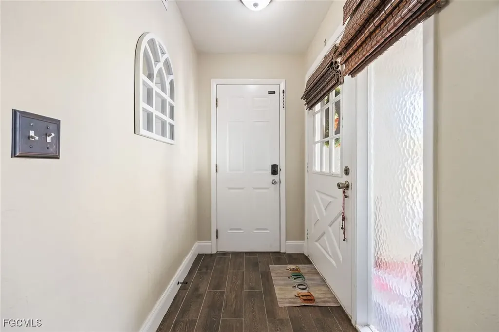 3001 SW 2nd Court Cape Coral FL 33914