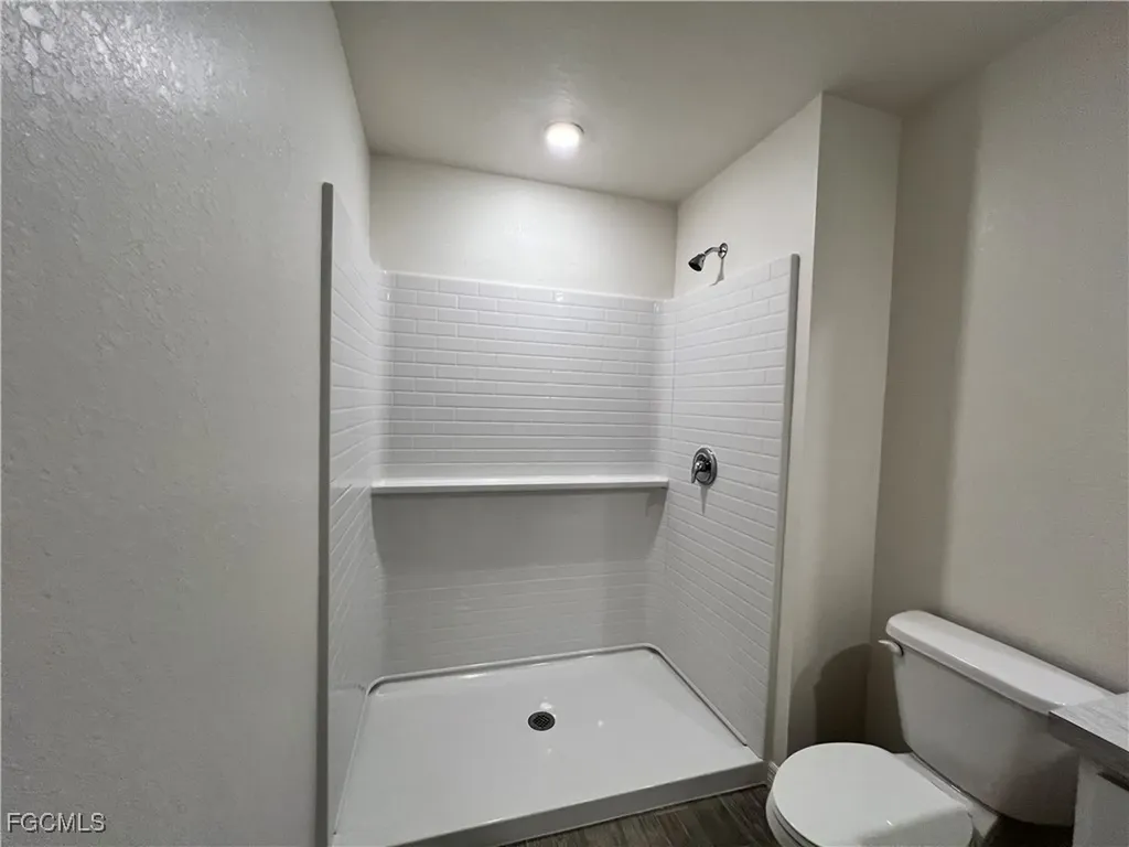 3401 NE 8th Place Cape Coral FL 33909