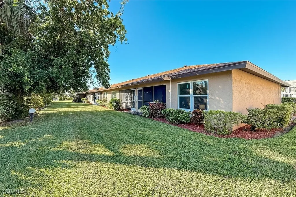 4619 SE 5th Place Cape Coral FL 33904