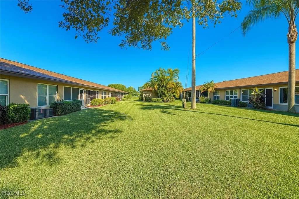 4619 SE 5th Place Cape Coral FL 33904