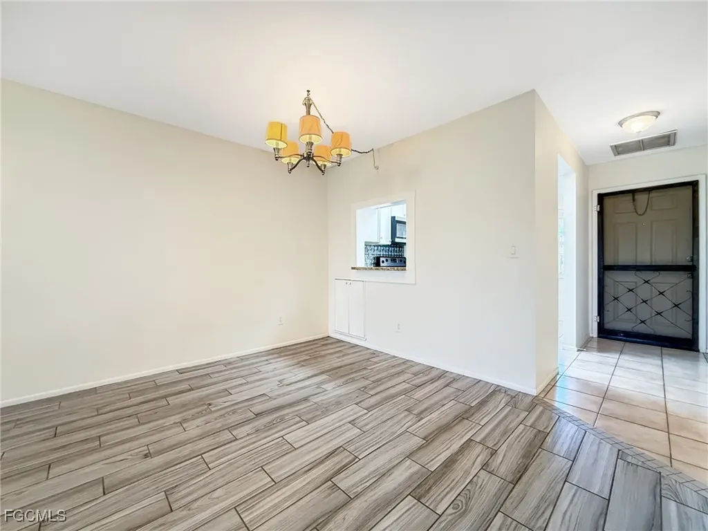 4619 SE 5th Place Cape Coral FL 33904