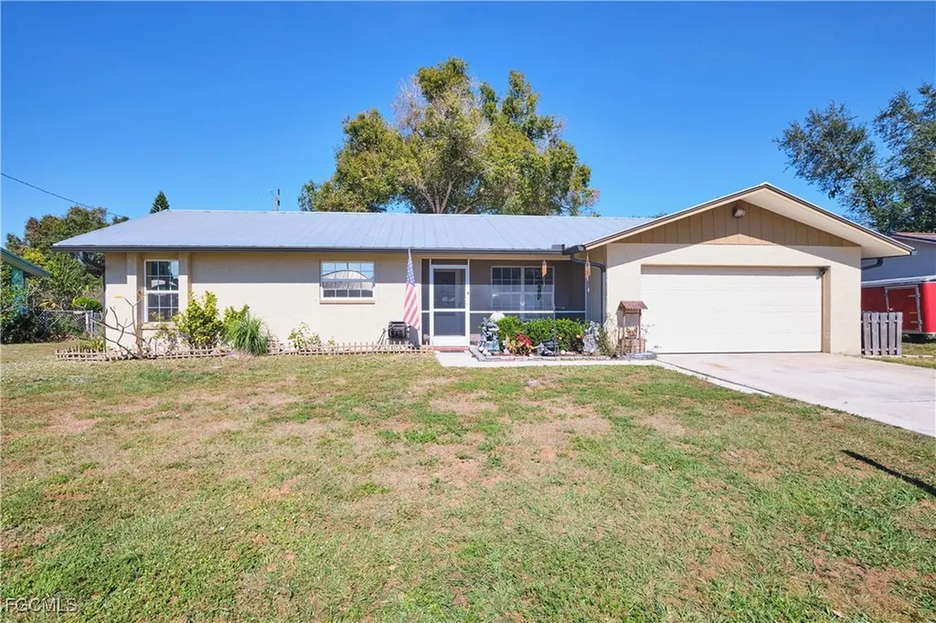 12932 3rd Street Fort Myers FL 33905