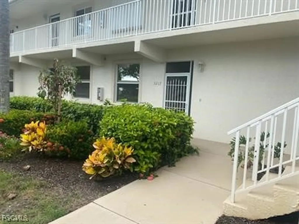 20611 Country Creek Drive Estero FL 33928