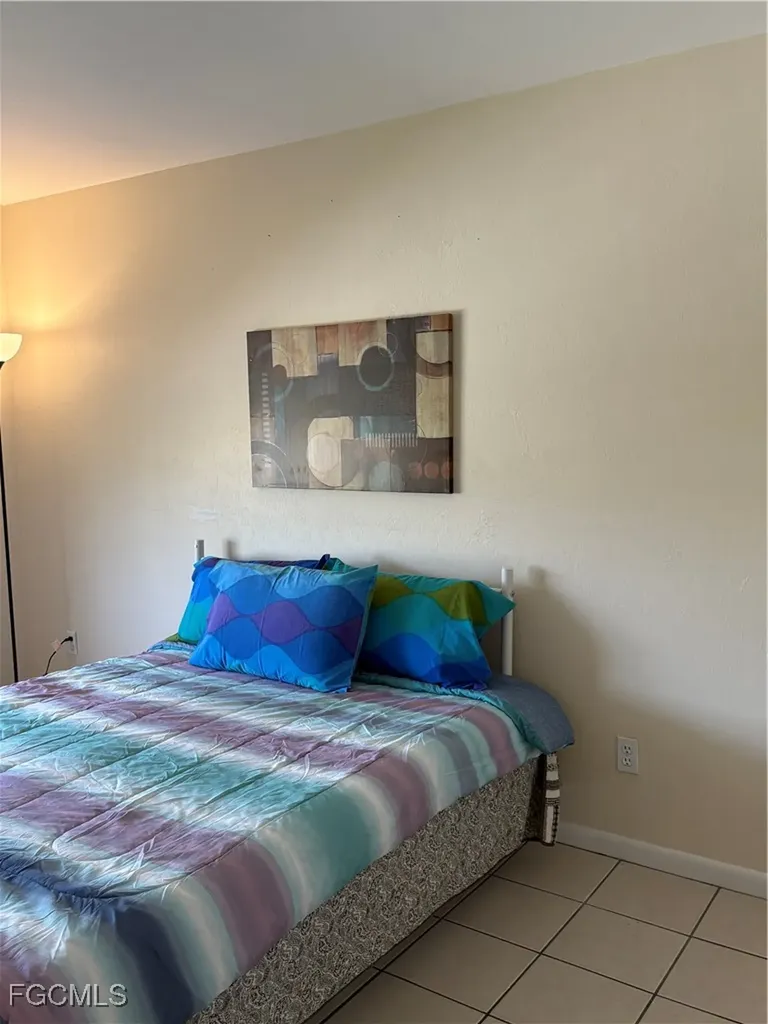 1005 SW 48th Terrace Cape Coral FL 33914