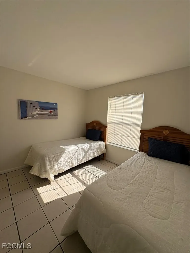 1005 SW 48th Terrace Cape Coral FL 33914