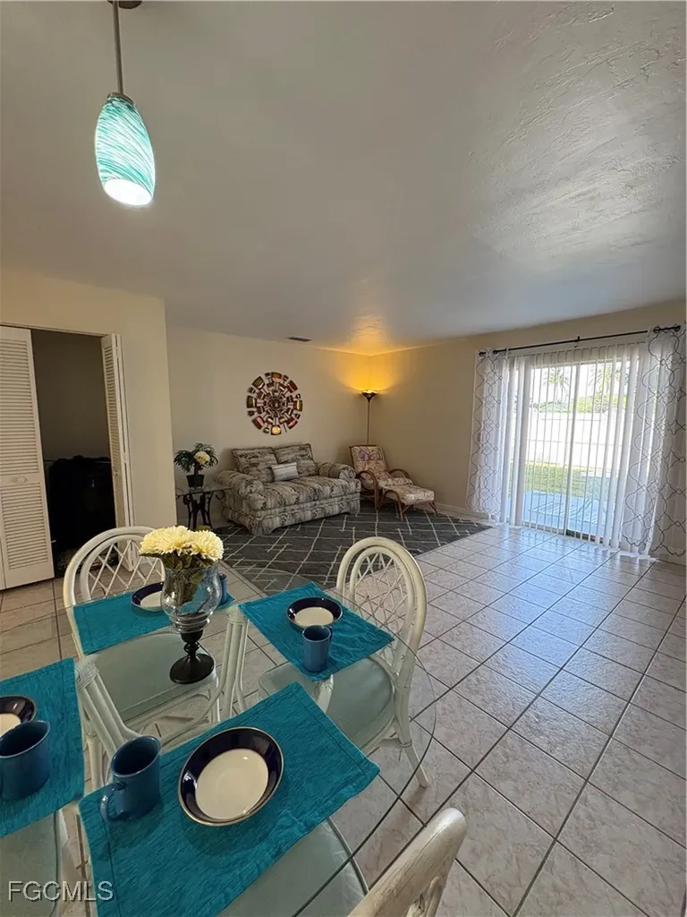 1005 SW 48th Terrace Cape Coral FL 33914