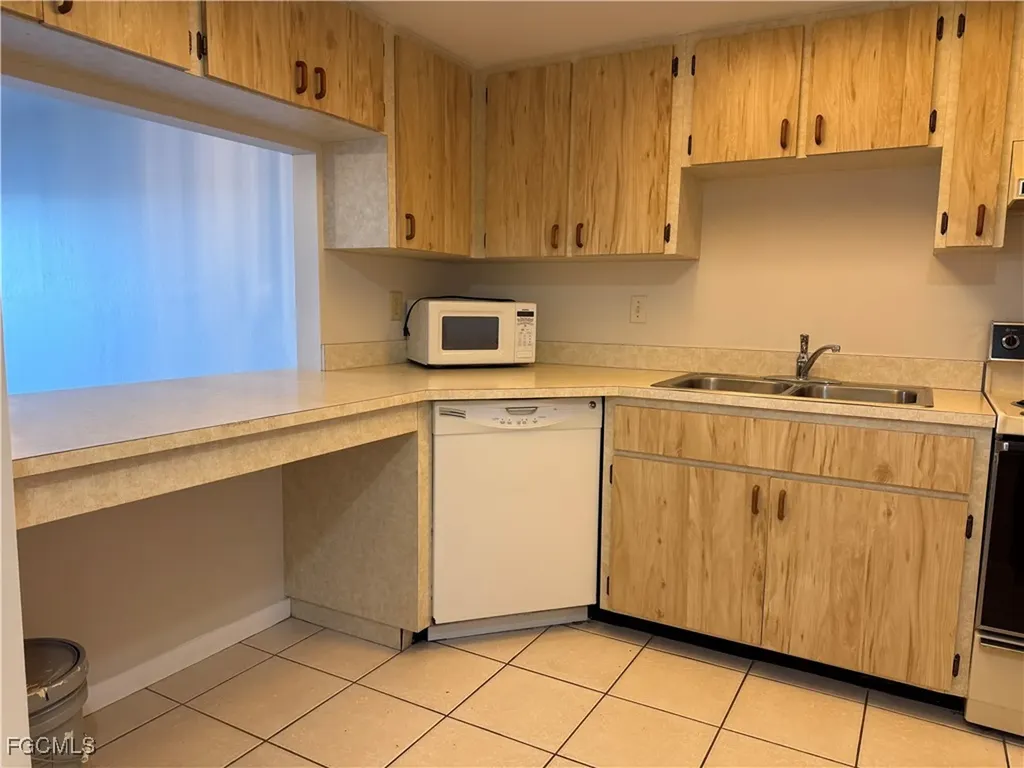 131 SW 47th Terrace Cape Coral FL 33914