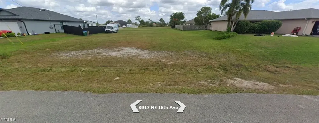3917 NE 16th Avenue Cape Coral FL 33909