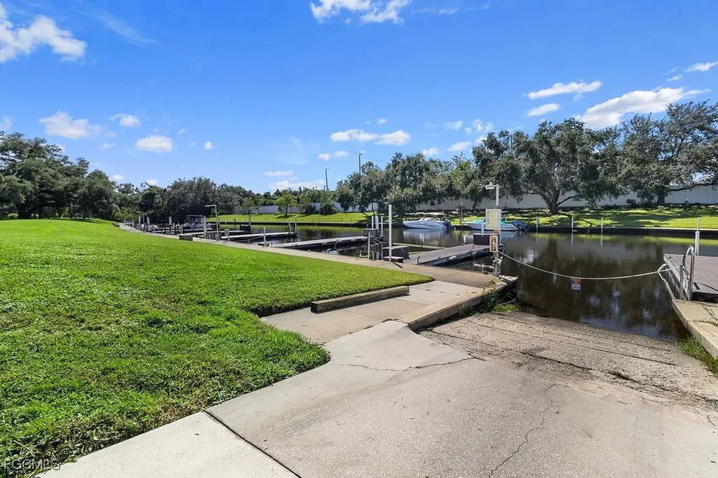 1409 Tropic Terrace North Fort Myers FL 33903