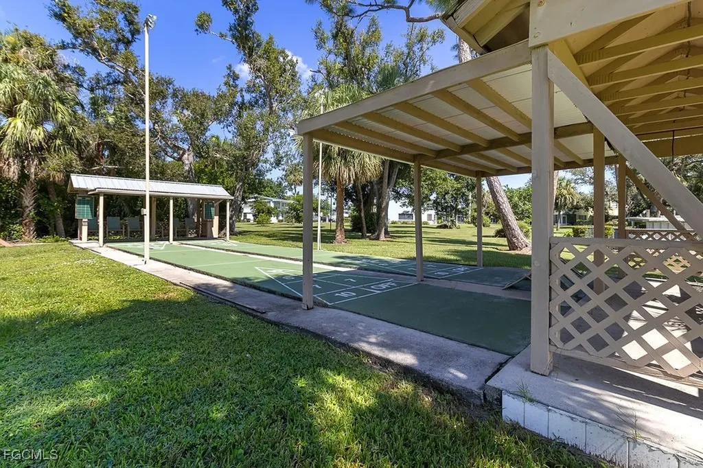 1409 Tropic Terrace North Fort Myers FL 33903