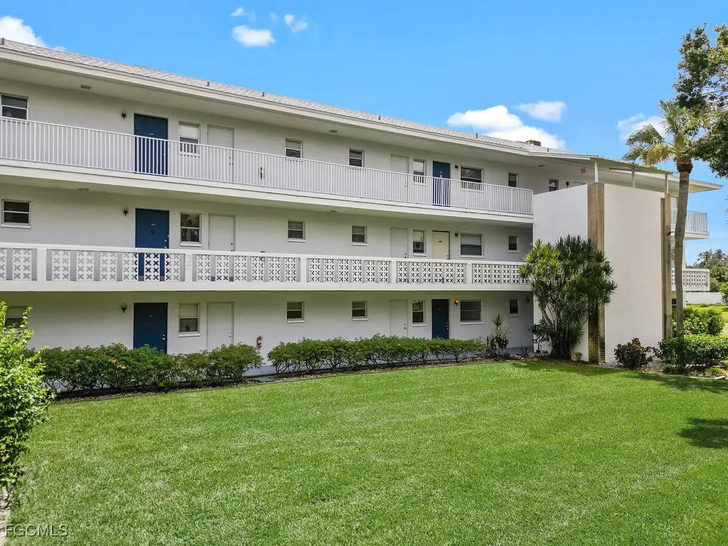 1409 Tropic Terrace North Fort Myers FL 33903