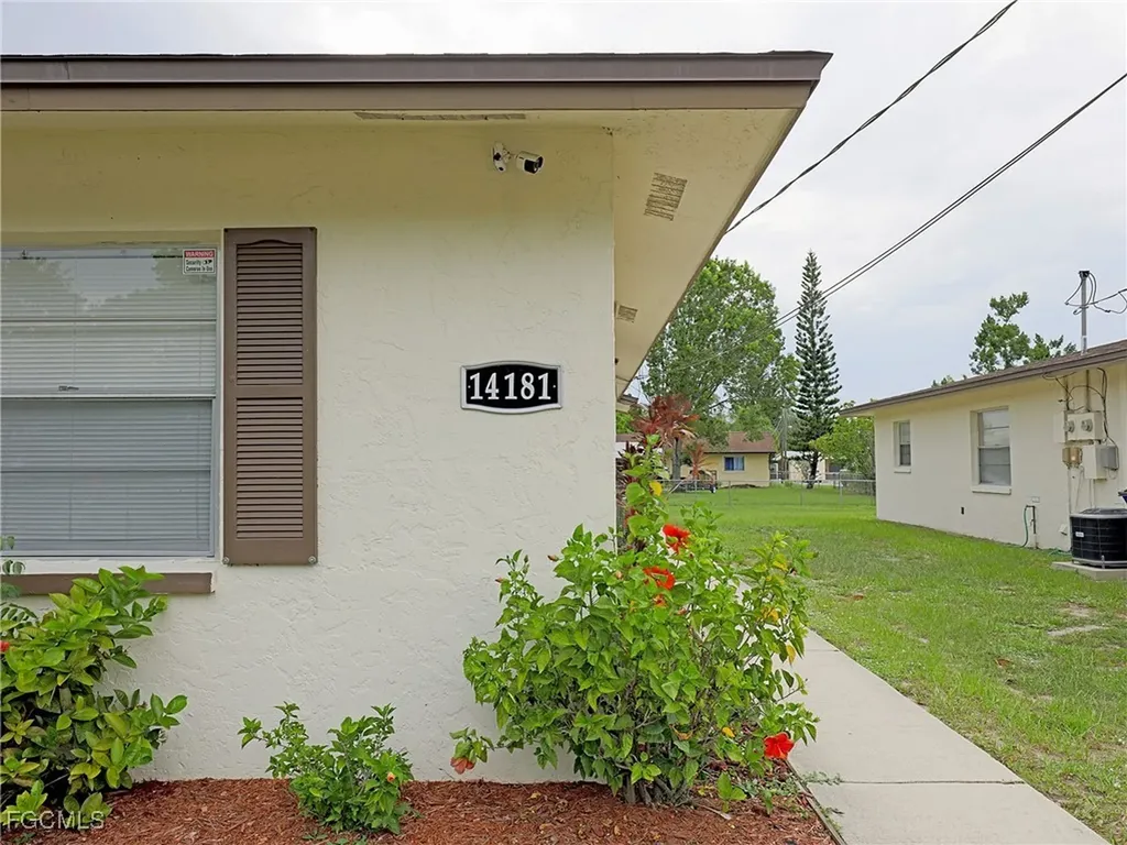 14181 Old Olga Road Fort Myers FL 33905