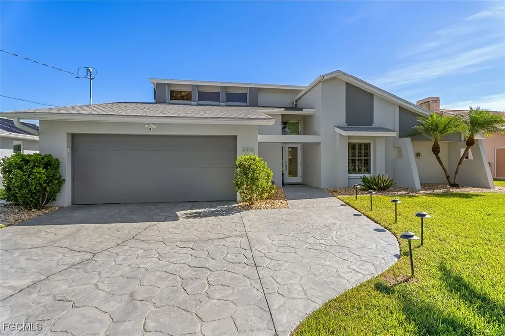 5313 SW 8th Court Cape Coral FL 33914