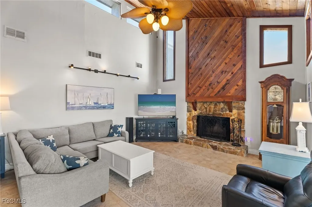 5313 SW 8th Court Cape Coral FL 33914