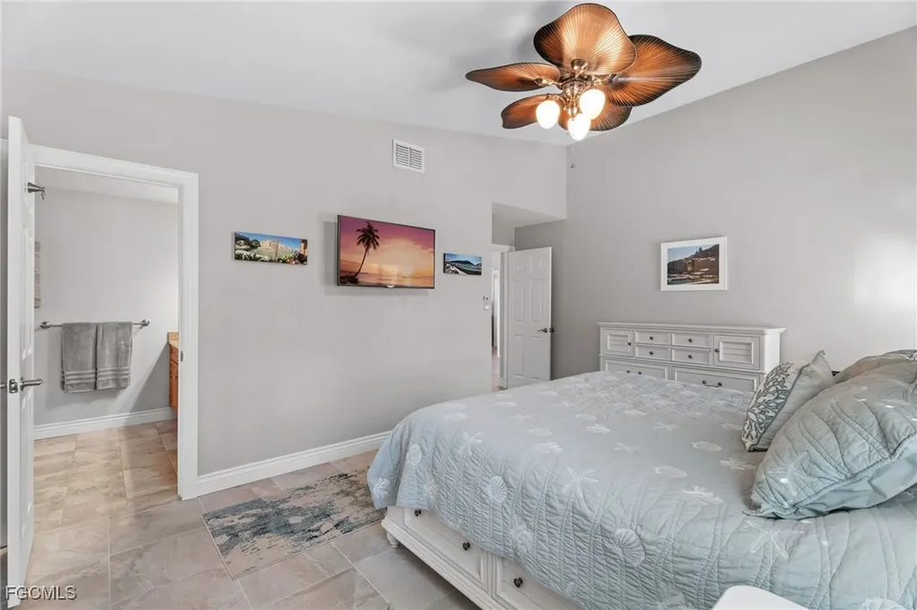 5313 SW 8th Court Cape Coral FL 33914