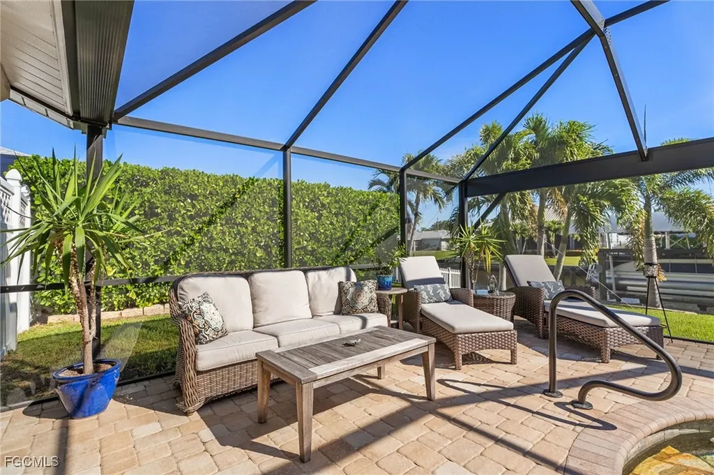 5313 SW 8th Court Cape Coral FL 33914