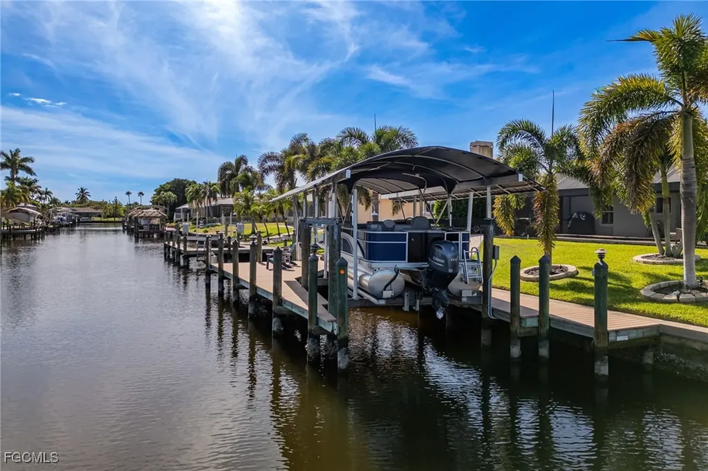 5313 SW 8th Court Cape Coral FL 33914