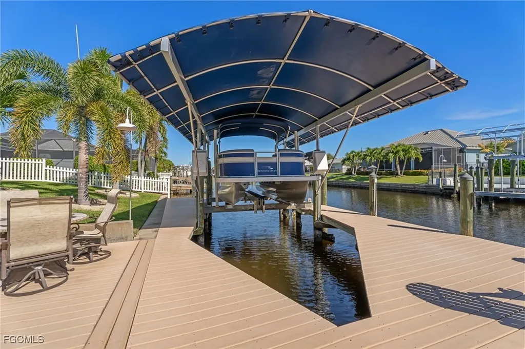 5313 SW 8th Court Cape Coral FL 33914