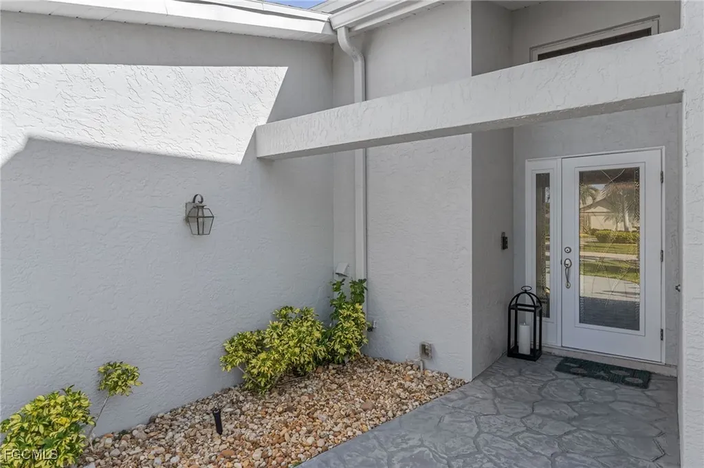 5313 SW 8th Court Cape Coral FL 33914