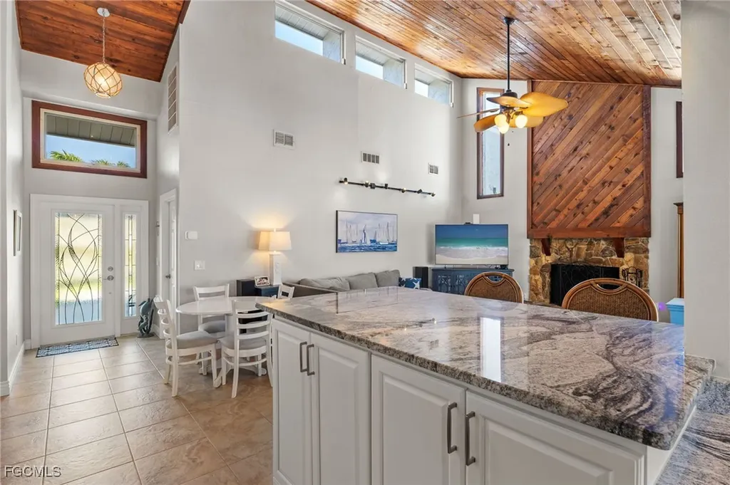 5313 SW 8th Court Cape Coral FL 33914