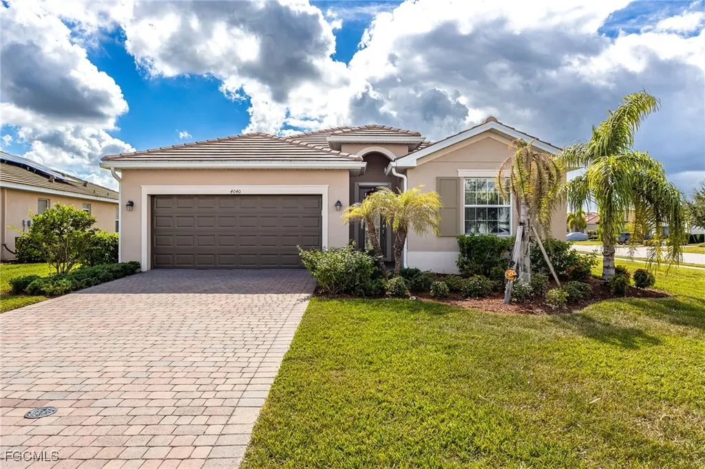 4040 E Hampton Circle Alva FL 33920
