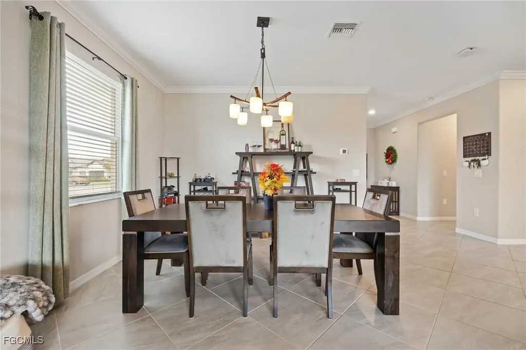 4040 E Hampton Circle Alva FL 33920