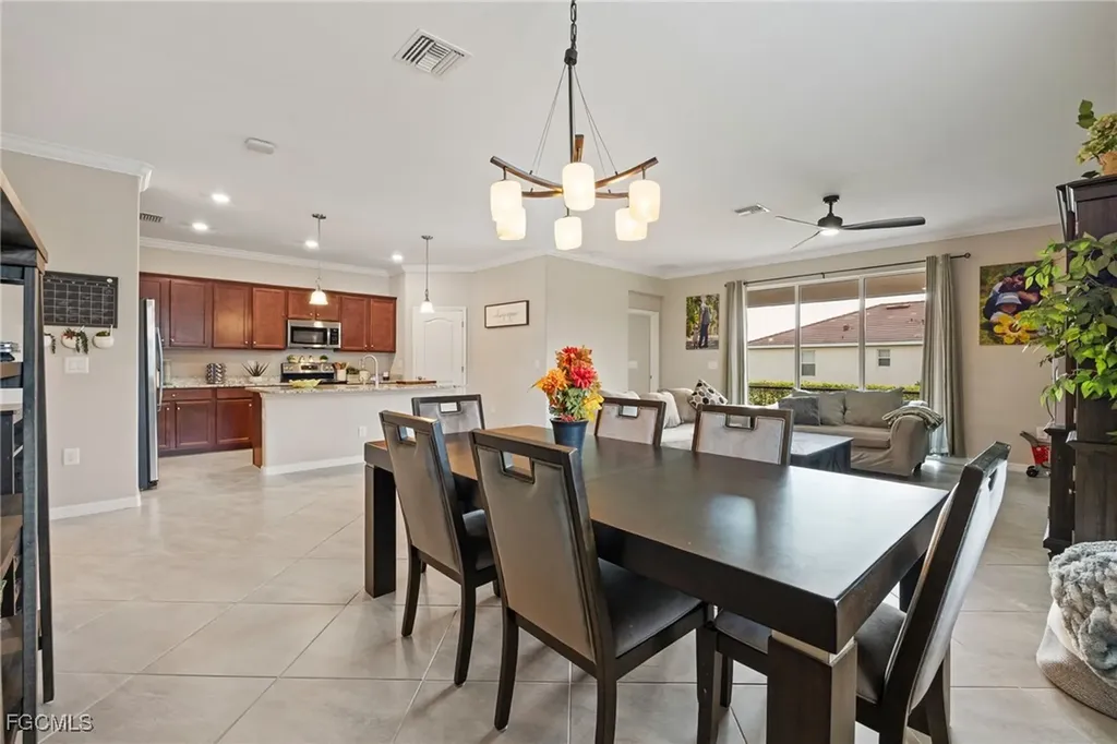 4040 E Hampton Circle Alva FL 33920