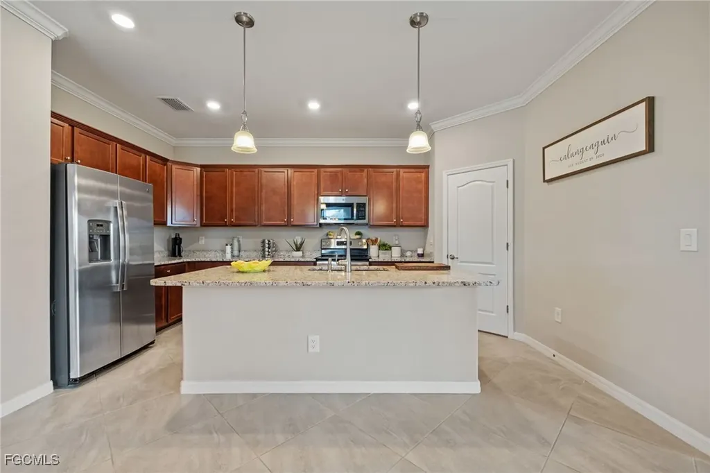 4040 E Hampton Circle Alva FL 33920