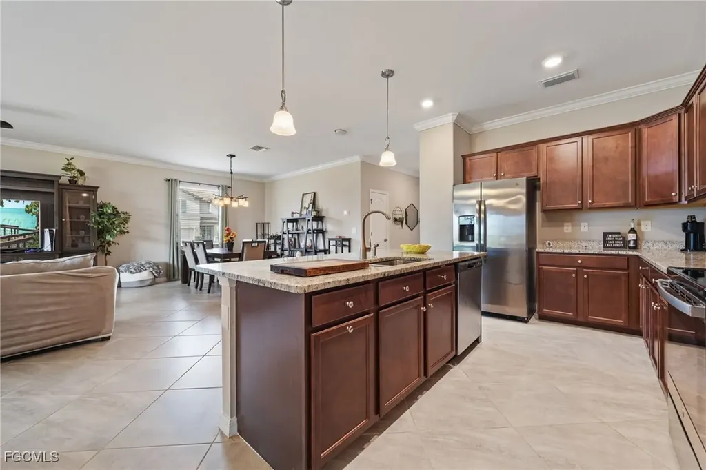 4040 E Hampton Circle Alva FL 33920