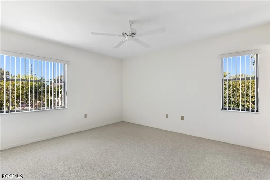 9305 Lake Park Drive Fort Myers FL 33919