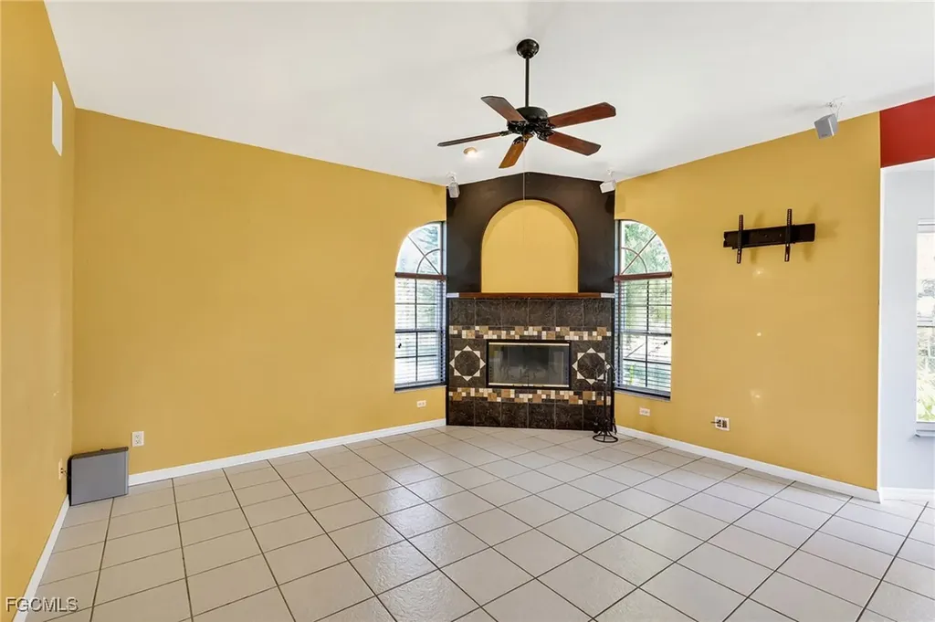 1069 Joponica Avenue S Lehigh Acres FL 33974
