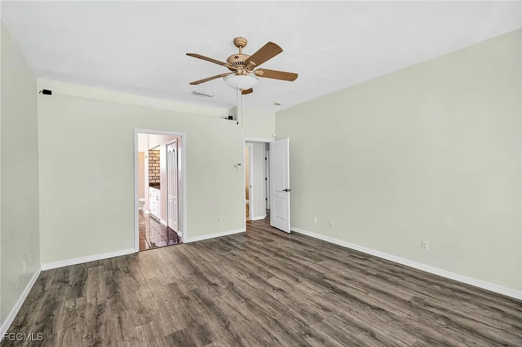 1069 Joponica Avenue S Lehigh Acres FL 33974