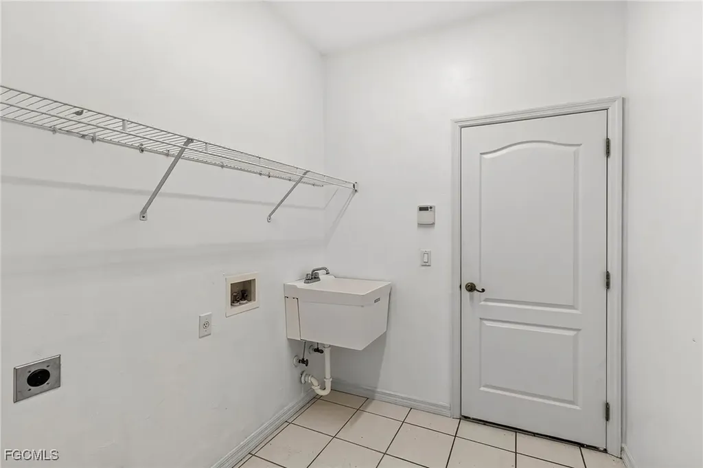 1069 Joponica Avenue S Lehigh Acres FL 33974