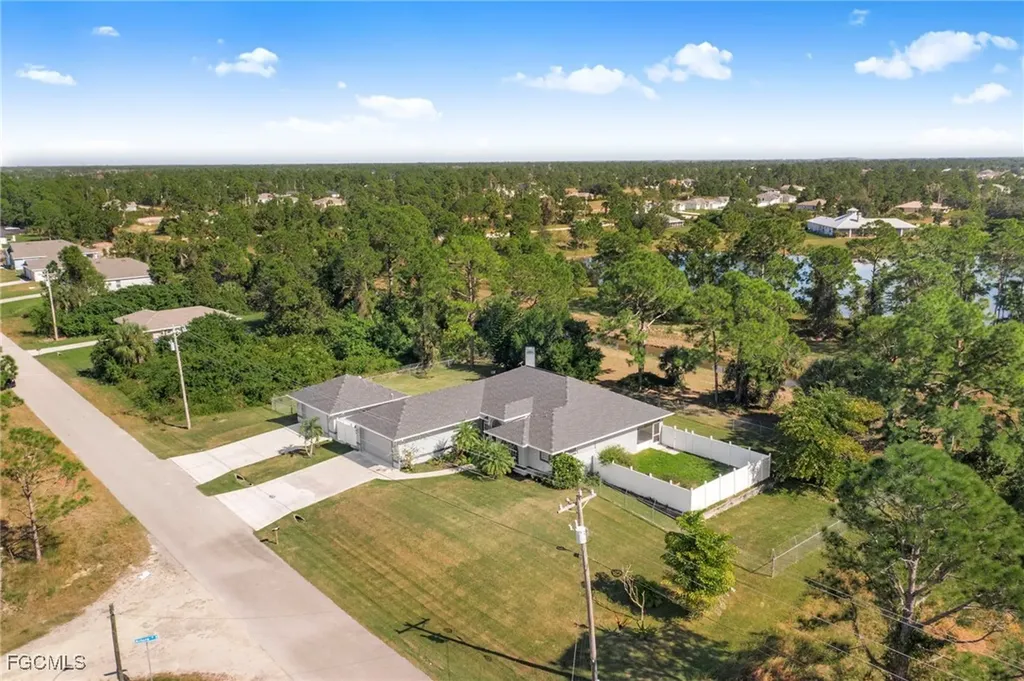 1069 Joponica Avenue S Lehigh Acres FL 33974
