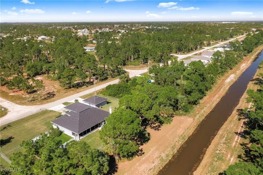 1069 Joponica Avenue S Lehigh Acres FL 33974